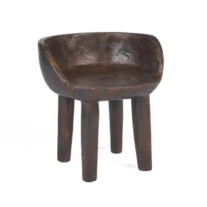 Silla baja de madera nogal oscuro