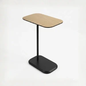 Mesa Auxiliar Lateral Modelo Cora – Negro-Natural Acero y Madera de Ingeniería | 48x30x64