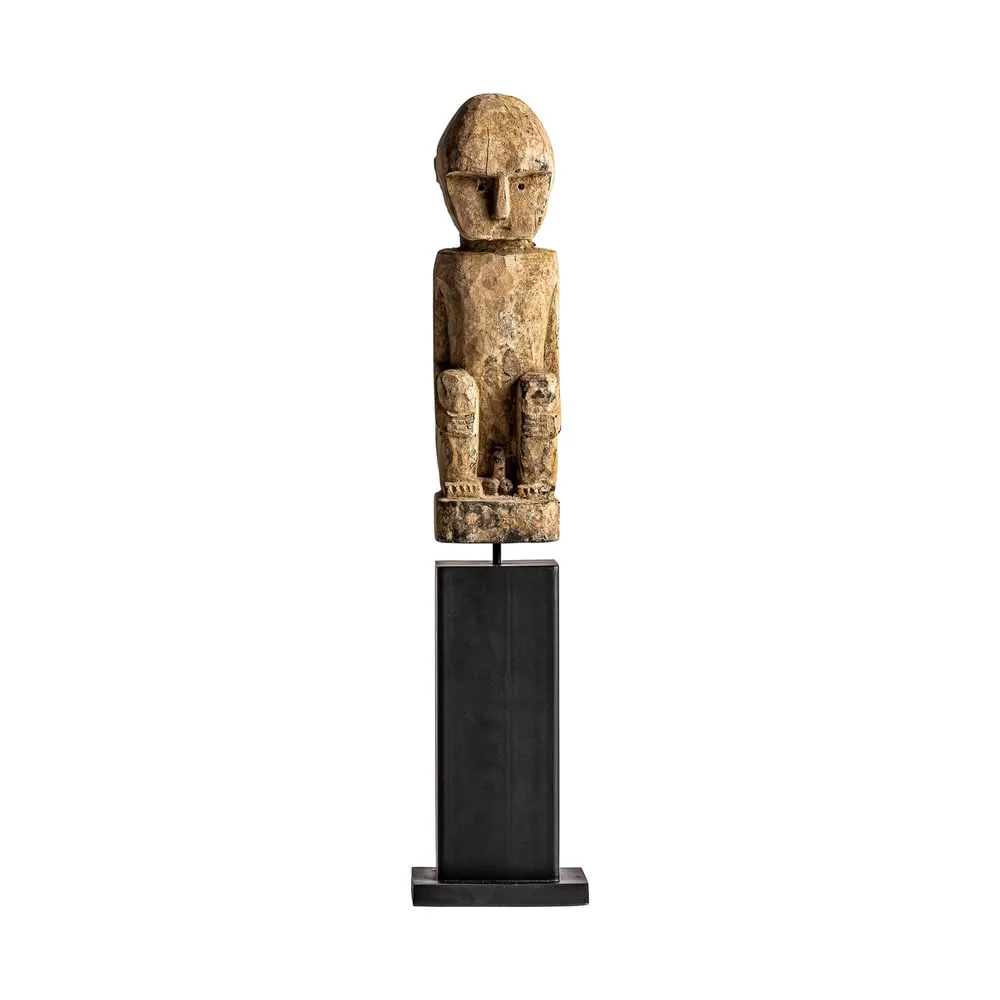 Figura de madera étnica