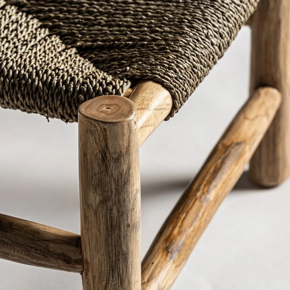 Sillón de rafia y teca Manhula - Imagen 7