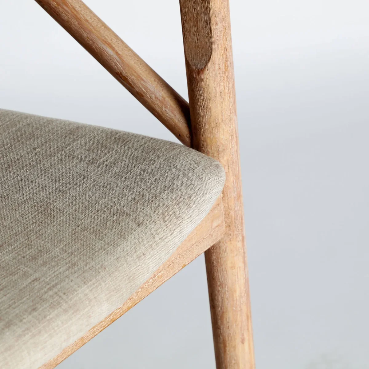 Silla de madera de olmo y lino Yviers - Imagen 8