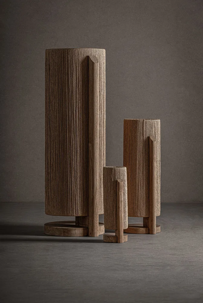 Lámpara de mesa de madera y rafia Jacquard - Imagen 6