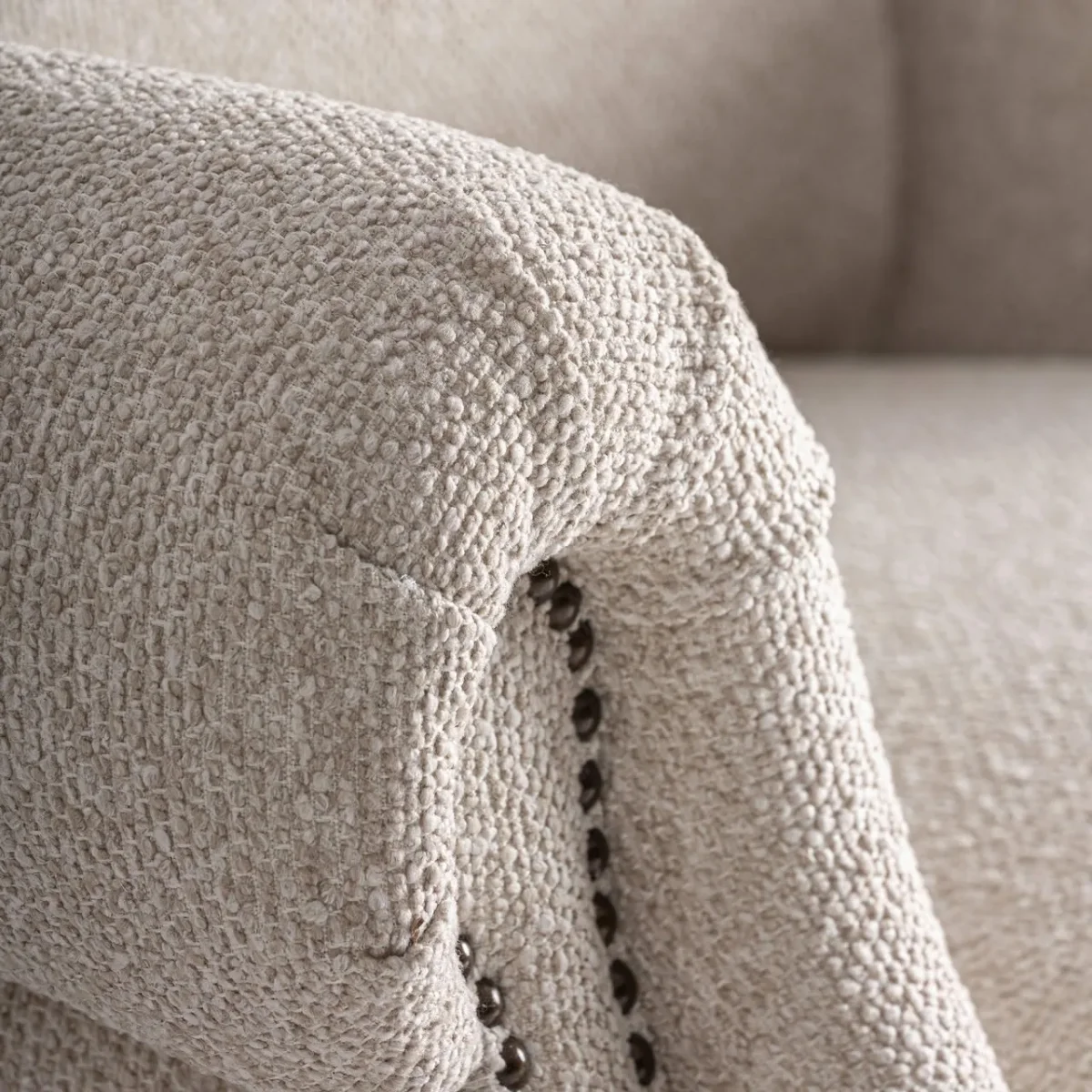 Sillón de madera de fresno tapizado en color crema Leiston - Imagen 6