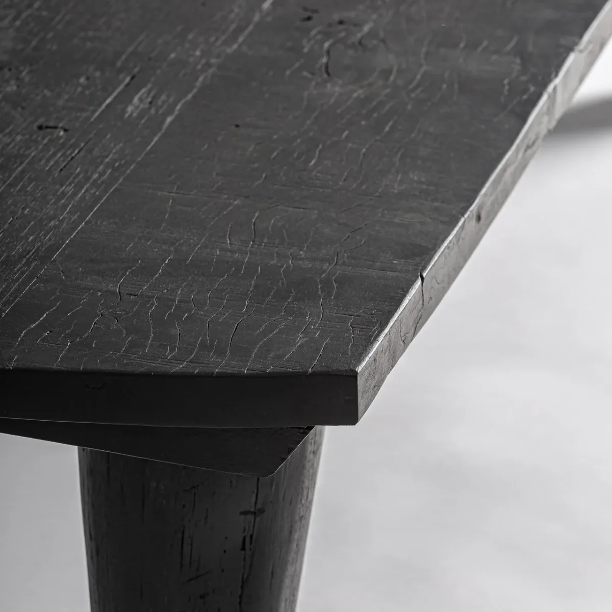 Mesa de centro de madera recuperada negra Allons - Imagen 4