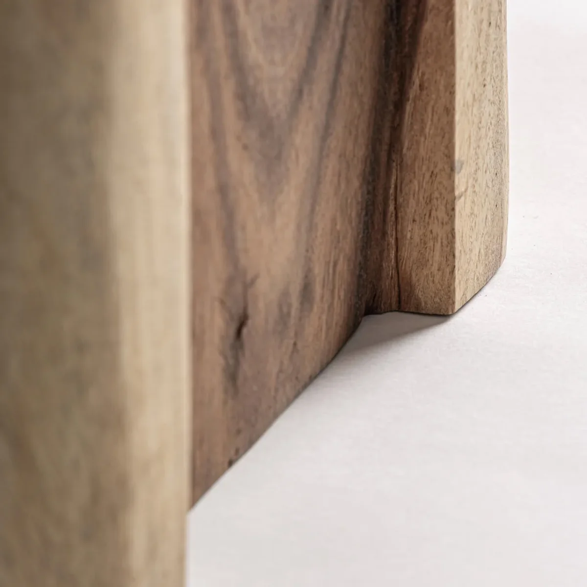 Silla de estilo étnico de madera suar Luzex - Imagen 9
