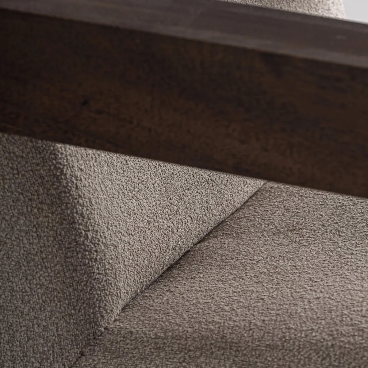 Sillón de madera maciza en color crema Virazeil - Imagen 8