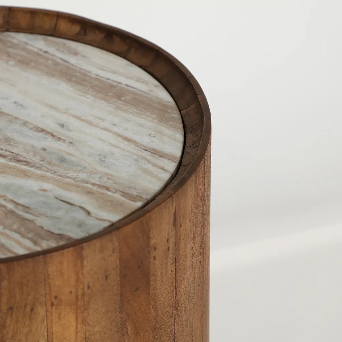 Mesa auxiliar de madera de mango y mármol 45×50 cm Droux - Imagen 4