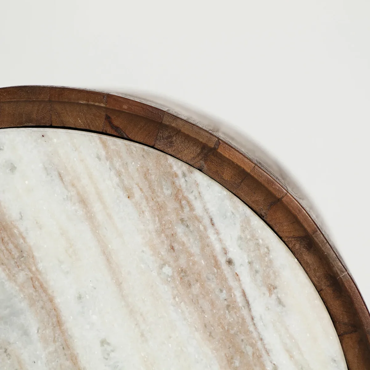 Mesa auxiliar de madera de mango y mármol 45×50 cm Droux - Imagen 7